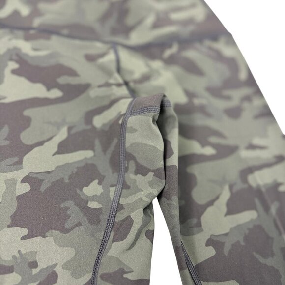Lululemon Wunder Under 25” Green Camo Luxtreme Size 4 - Picture 6 of 10